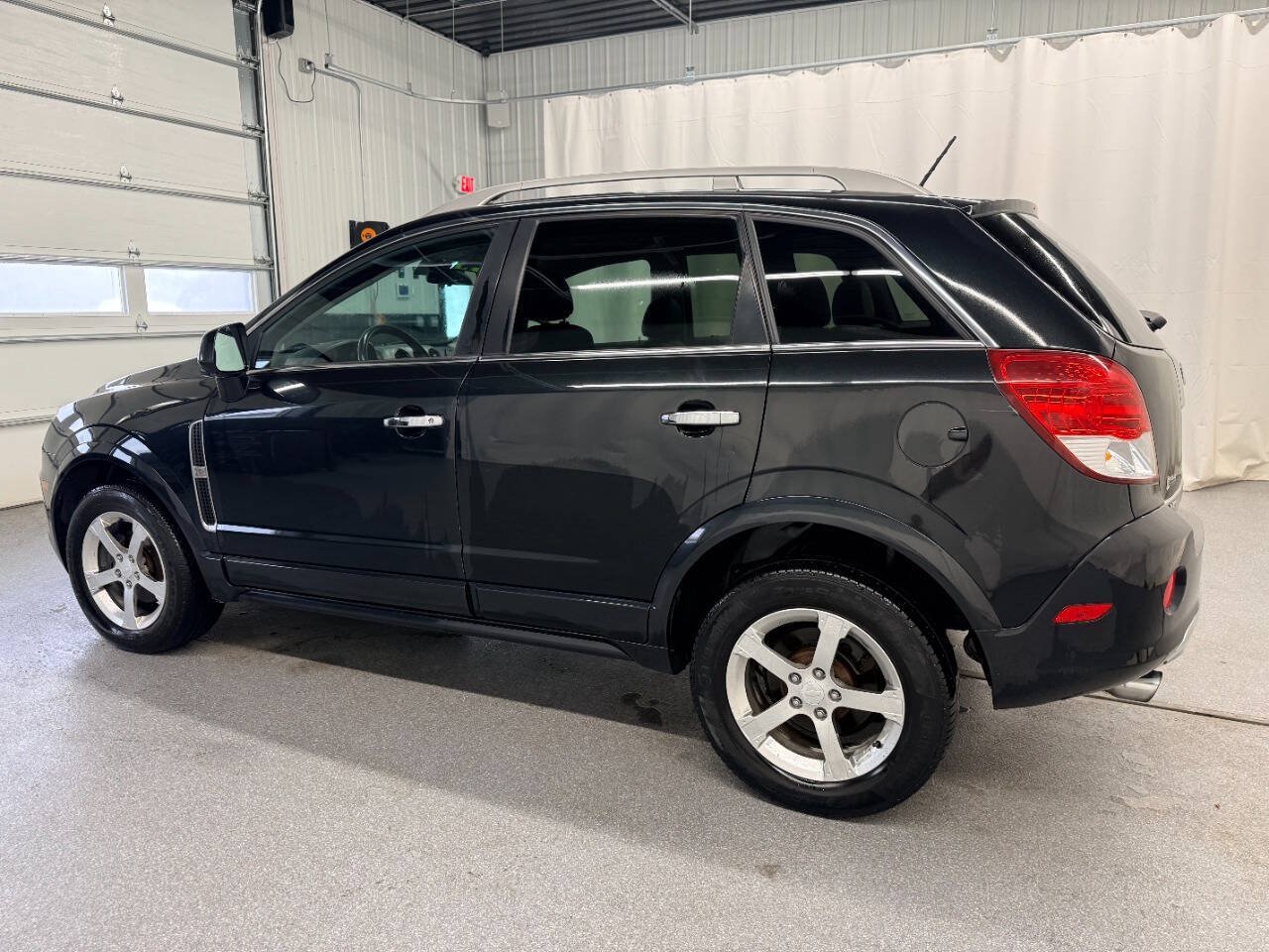 Used 2012 Chevrolet Captiva Sport LT w/ Convenience Package FWD image 2
