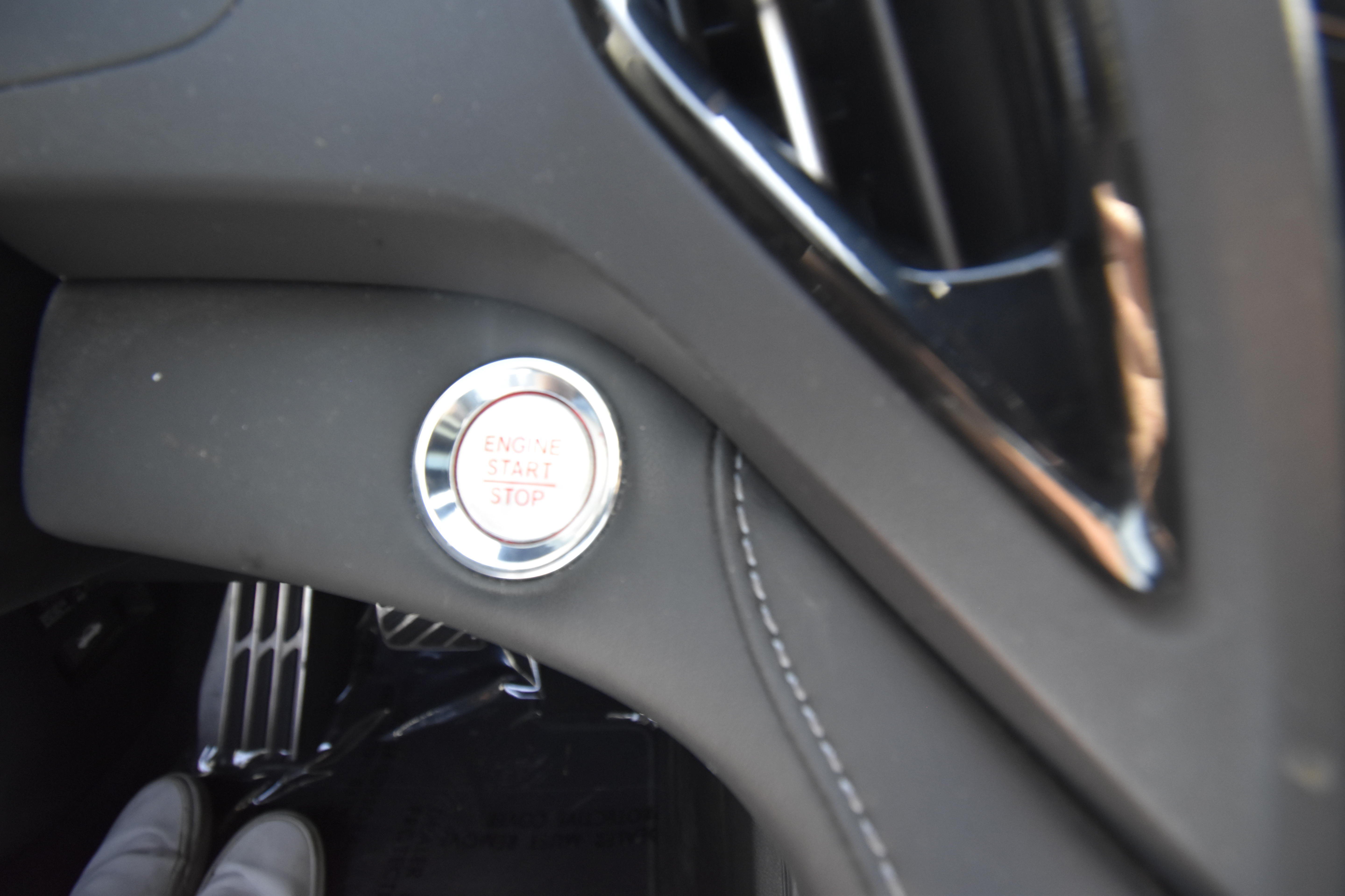 Used 2020 Acura RDX w/ Advance Package FWD image 11