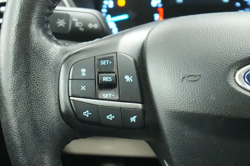 Used 2020 Ford Escape SEL AWD/4WD image 38