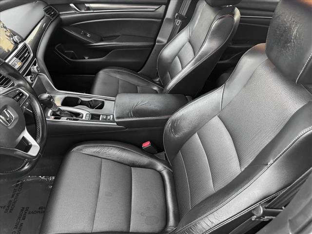 Used 2018 Honda Accord Sport image 10