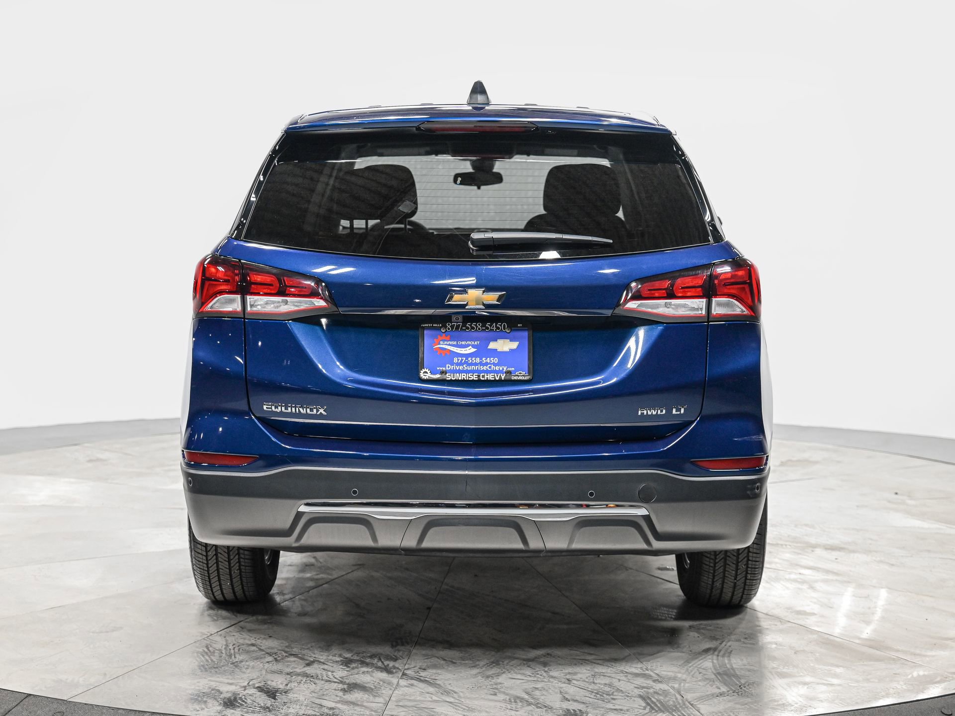 Used 2023 Chevrolet Equinox LT AWD/4WD image 5