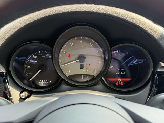 Certified 2023 Porsche Macan S AWD/4WD image 27