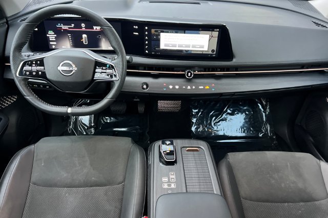 Used 2024 Nissan Ariya FWD image 15