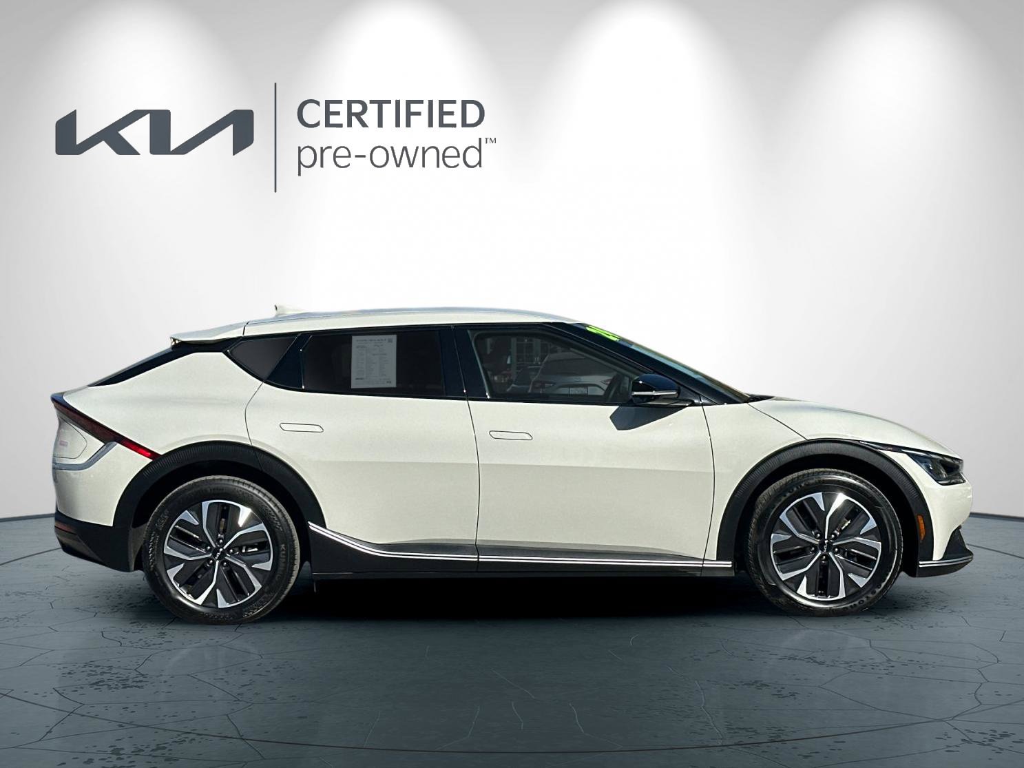 Certified 2024 Kia EV6 Light RWD image 3