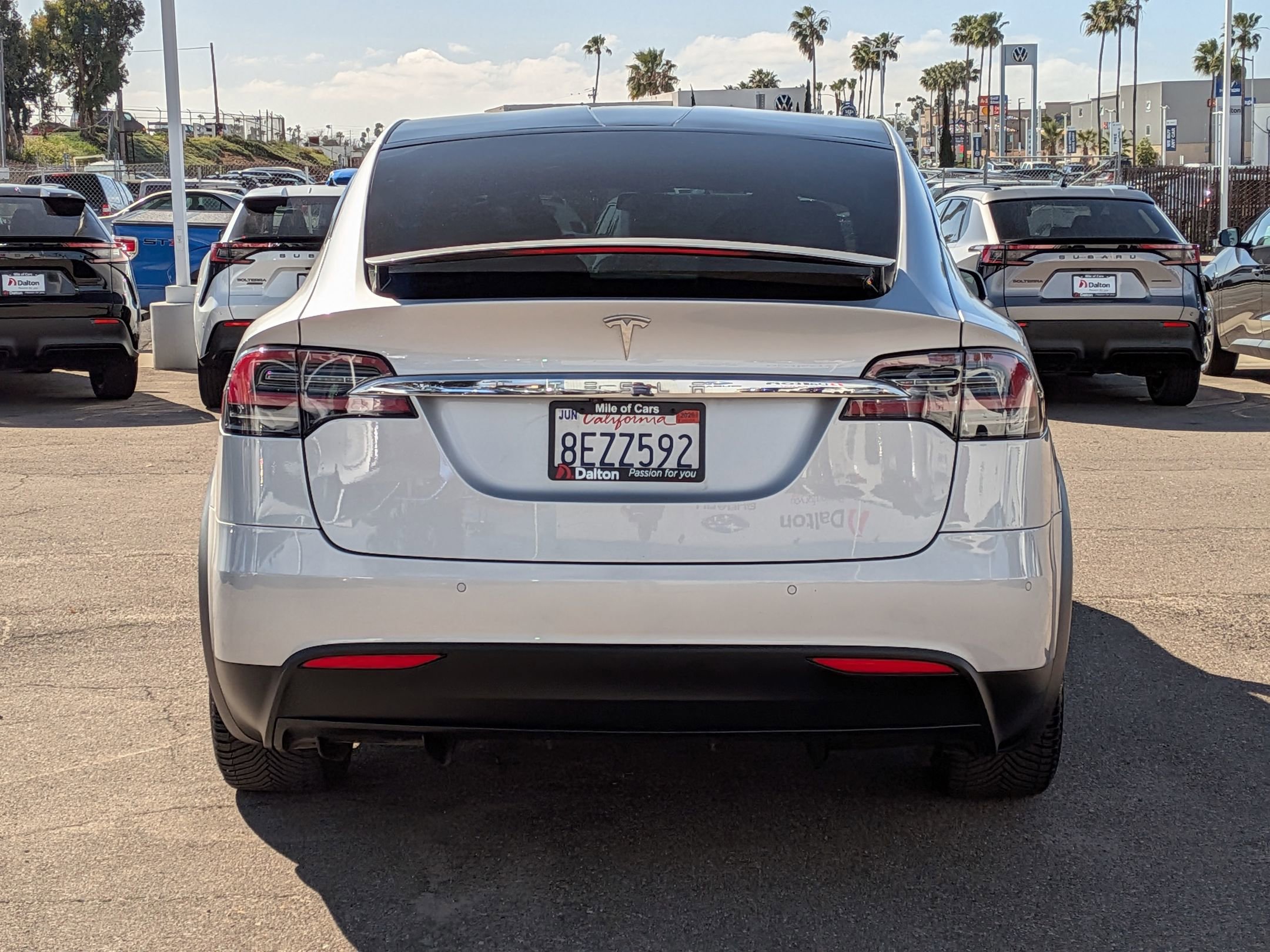 Used 2018 Tesla Model X 75D image 3