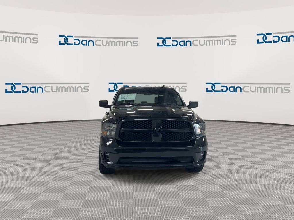 Used 2016 RAM 1500 Express w/ Black Ram 1500 Express Group AWD/4WD image 3