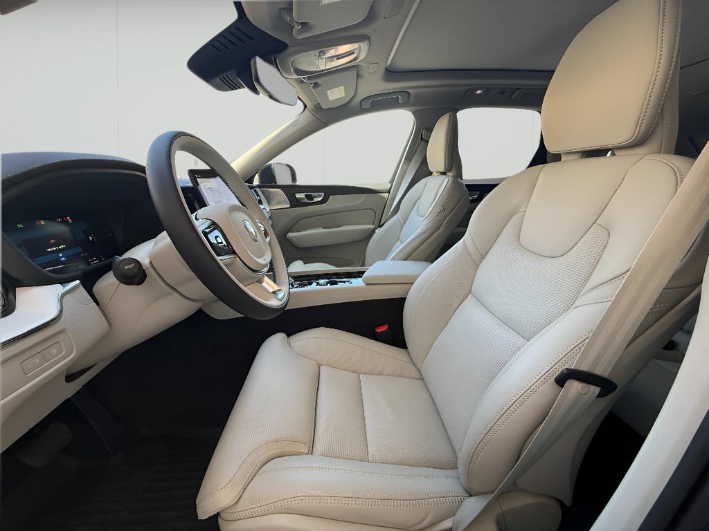 Used 2026 Volvo XC60 T8 Ultra AWD/4WD image 12