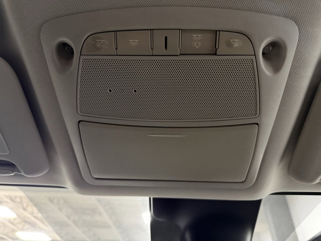 Used 2020 Nissan Rogue Sport SV image 16