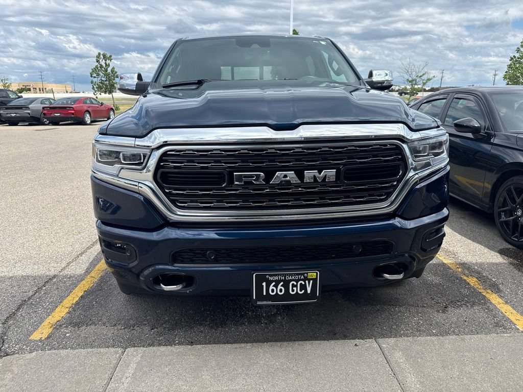 Used 2023 RAM 1500 Limited AWD/4WD image 2