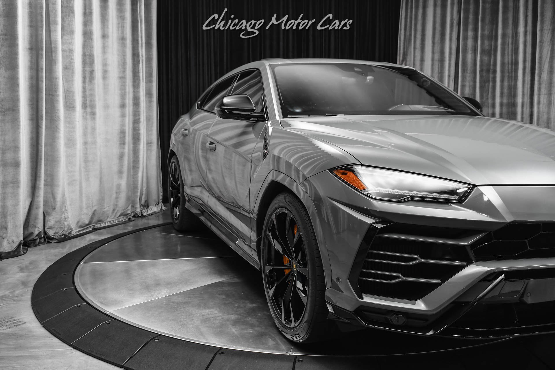 Used 2021 Lamborghini Urus AWD/4WD image 49