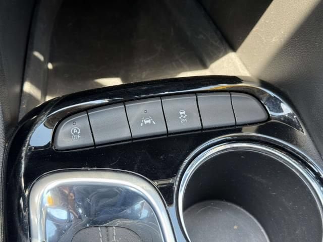 Used 2020 Buick Encore GX Essence FWD image 29