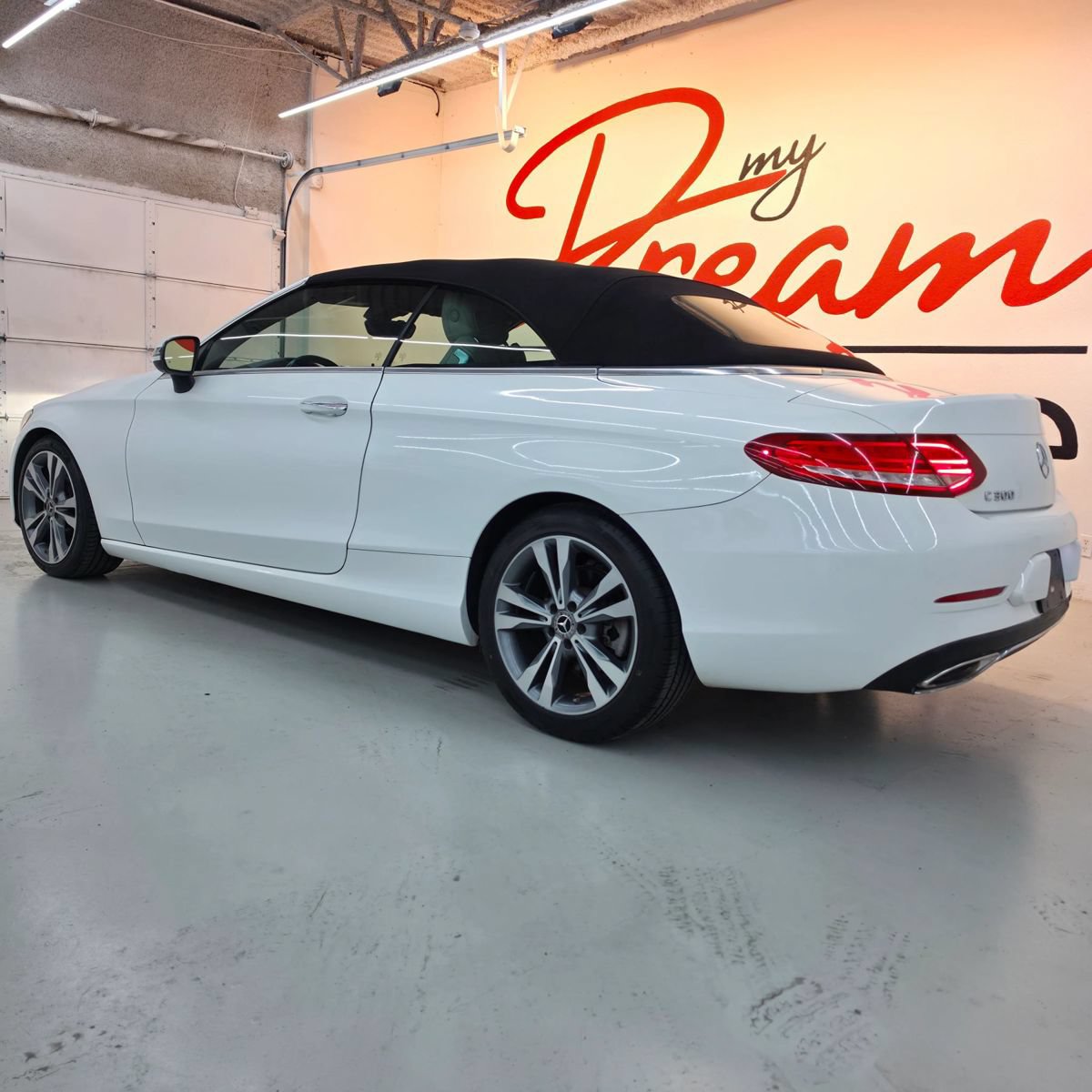 Used 2018 Mercedes-Benz C 300 Cabriolet image 10