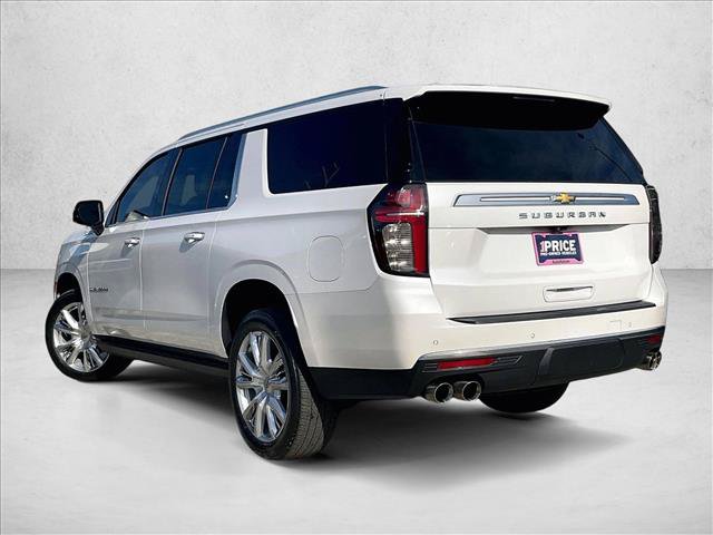 Used 2024 Chevrolet Suburban High Country RWD image 13