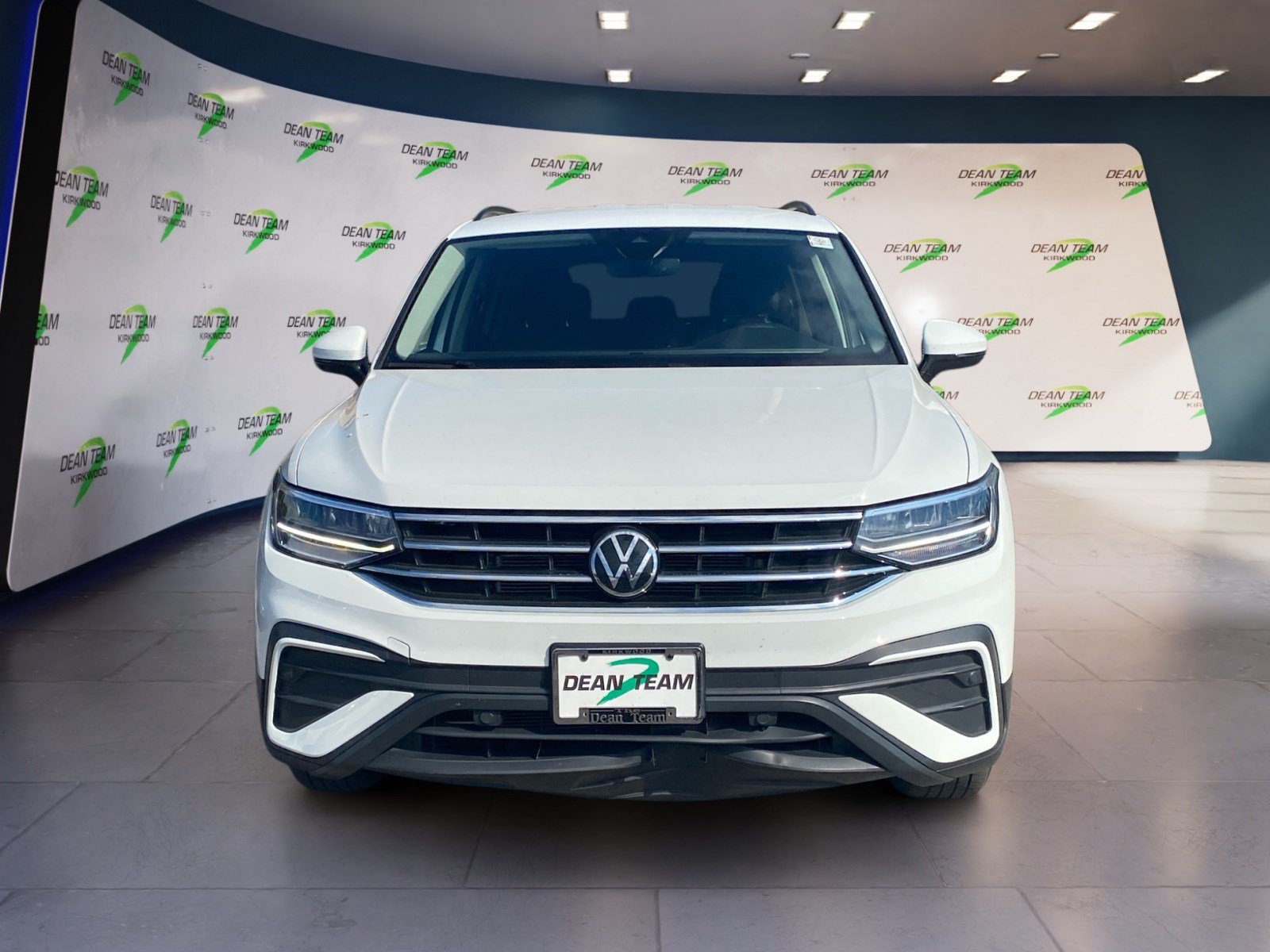 Used 2024 Volkswagen Tiguan S AWD/4WD image 7