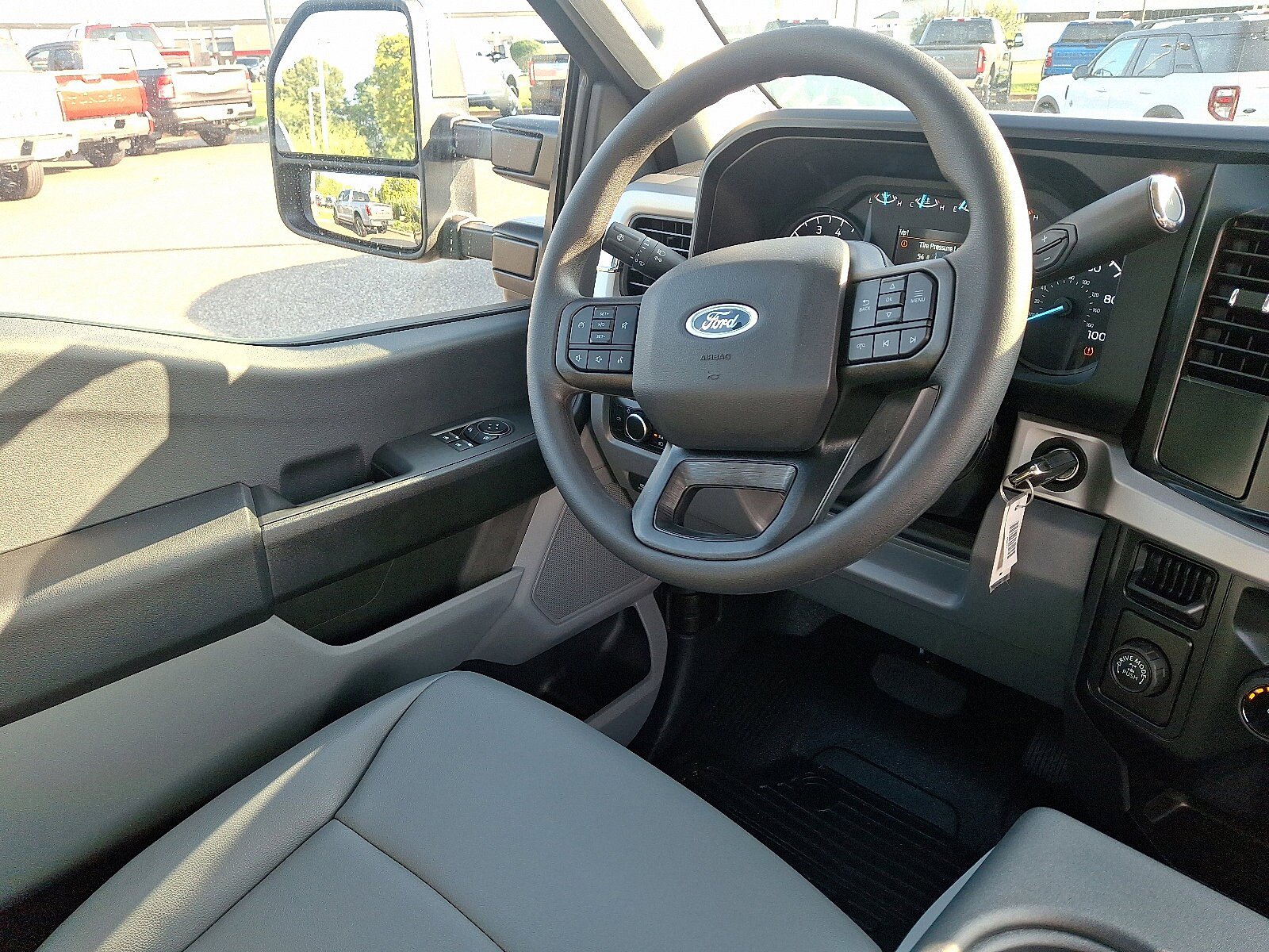 New 2026 Ford F250 XL w/ 360-Degree Camera Package image 16