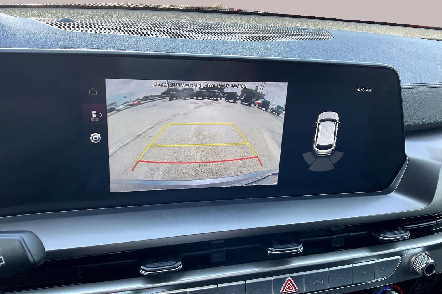 Used 2024 Kia Telluride LX FWD image 25