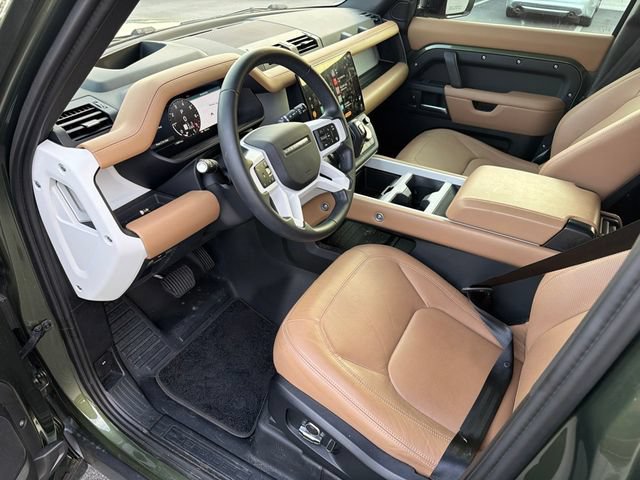 Certified 2026 Land Rover Defender 130 X-Dynamic SE AWD/4WD image 10
