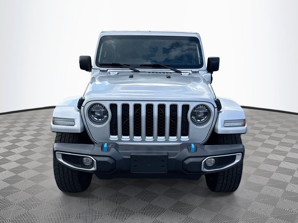 Used 2022 Jeep Wrangler Unlimited Sahara w/ Cold Weather Group AWD/4WD image 2