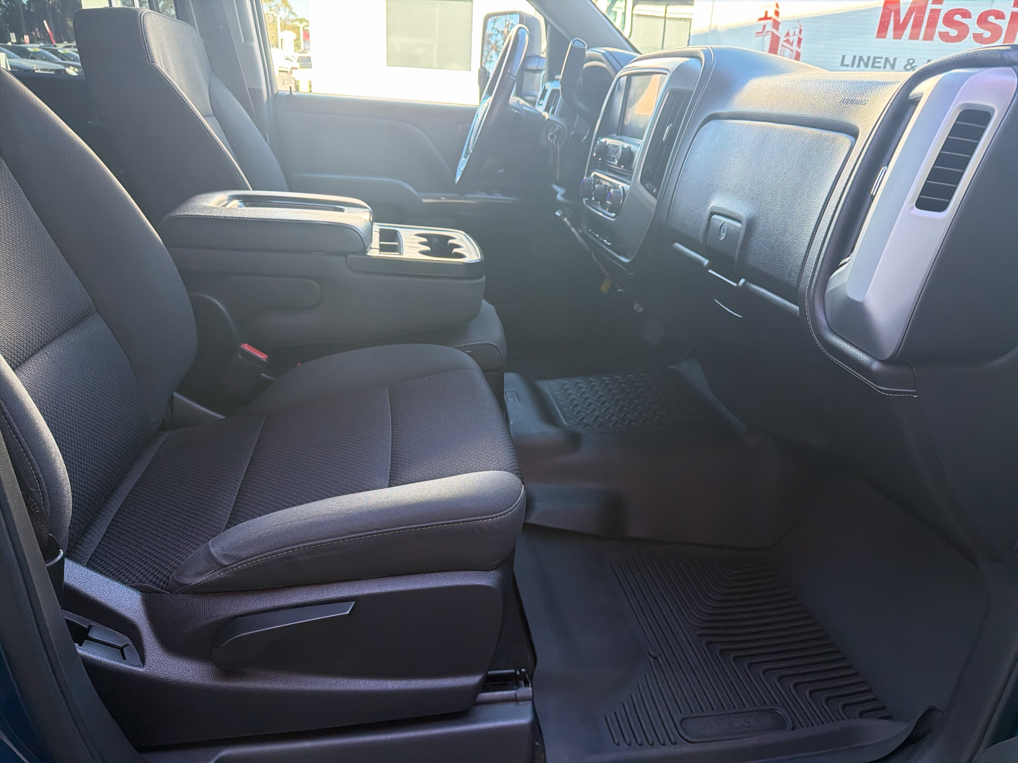 Used 2017 GMC Sierra 1500 SLE w/ SLE Value Package AWD/4WD image 15