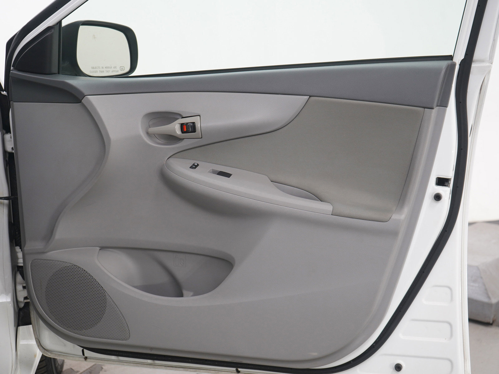 Used 2009 Toyota Corolla S image 9