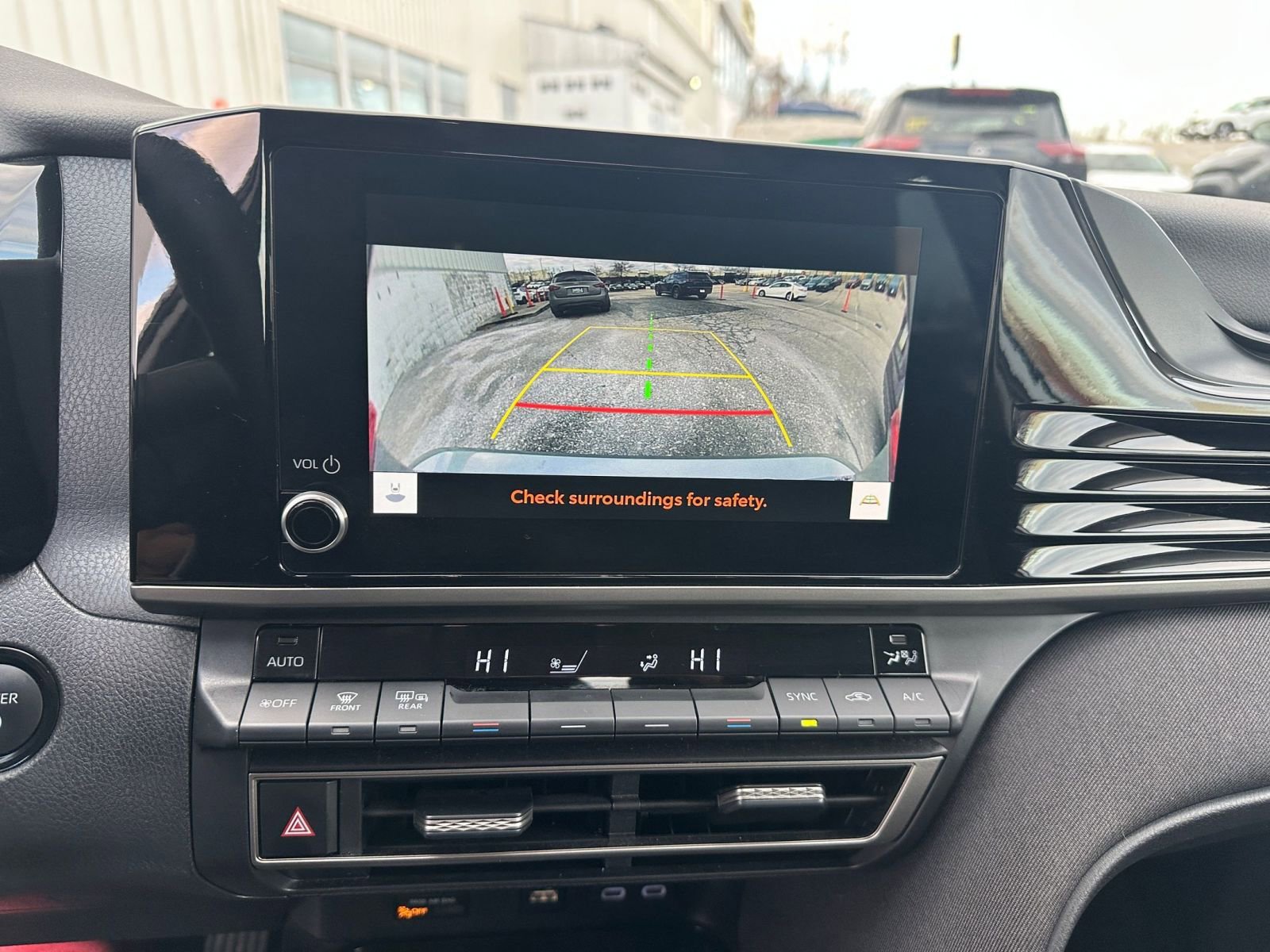 Used 2025 Toyota Camry LE image 17