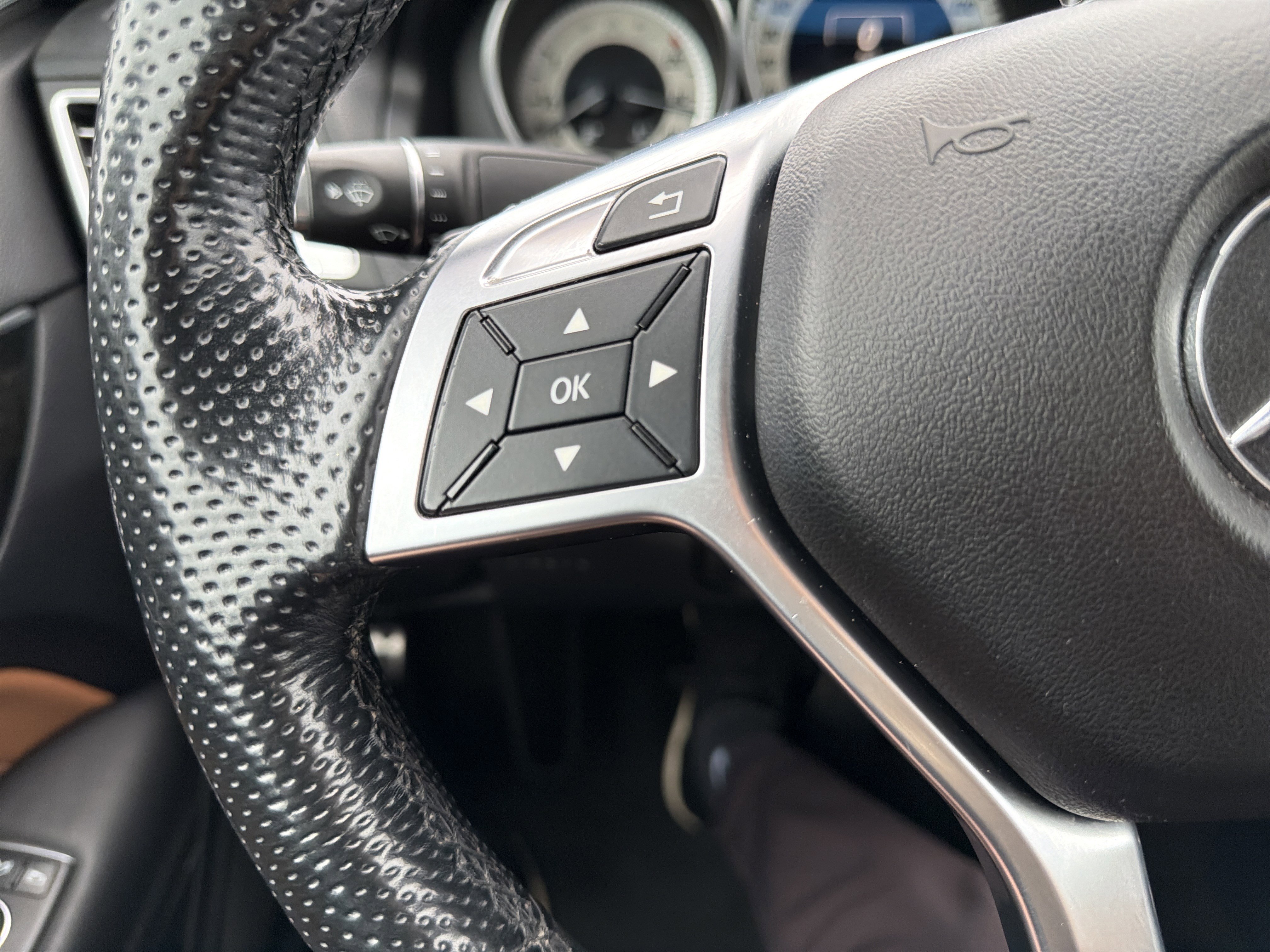 Used 2017 Mercedes-Benz E 400 Cabriolet image 19
