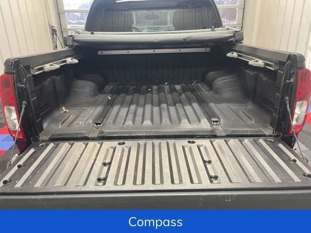 Used 2019 Nissan Frontier PRO-4X image 14