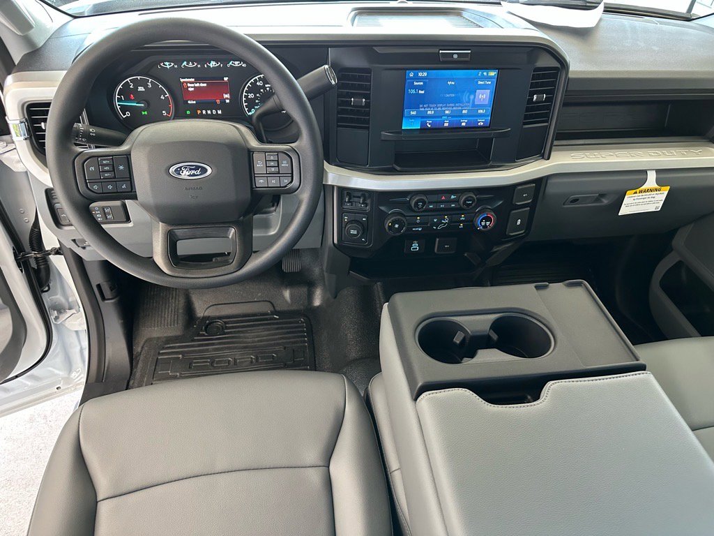 New 2026 Ford F350 XL w/ XL Chrome Package image 31