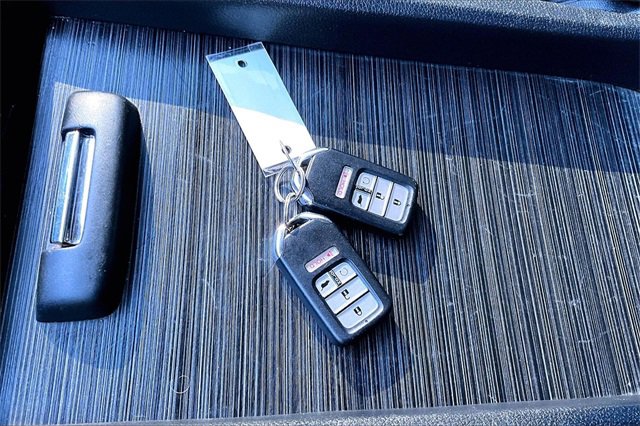 Used 2021 Honda Pilot Touring image 36