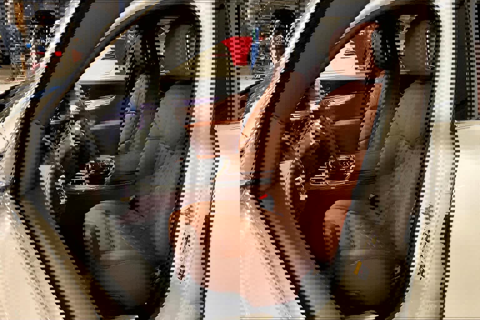 Used 2025 BMW i7 eDrive50 image 10