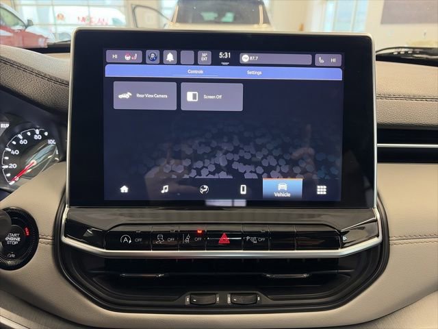 Used 2023 Jeep Compass Limited image 22