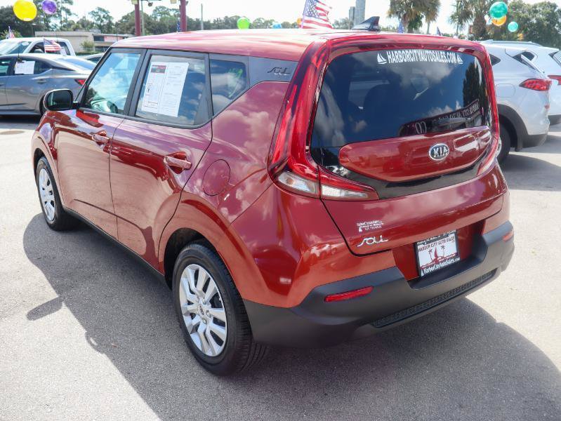 Used 2021 Kia Soul LX FWD image 3