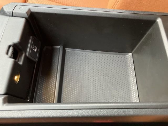 Used 2025 BMW 330i xDrive Sedan image 21