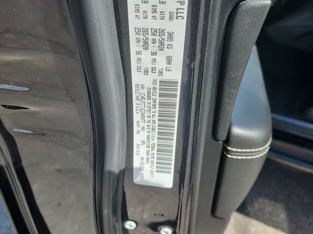 Used 2014 Jeep Grand Cherokee Overland image 21