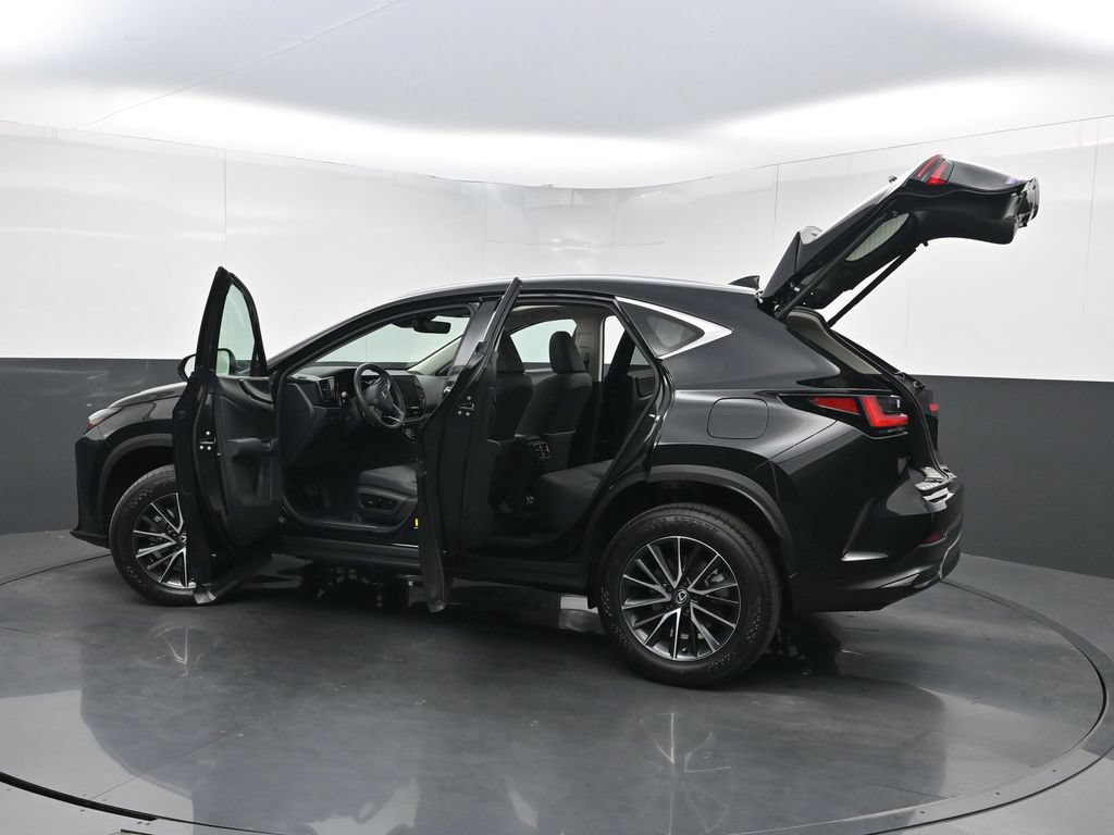 Used 2024 Lexus NX 250 FWD w/ Towing Package (2000 Lbs) image 36