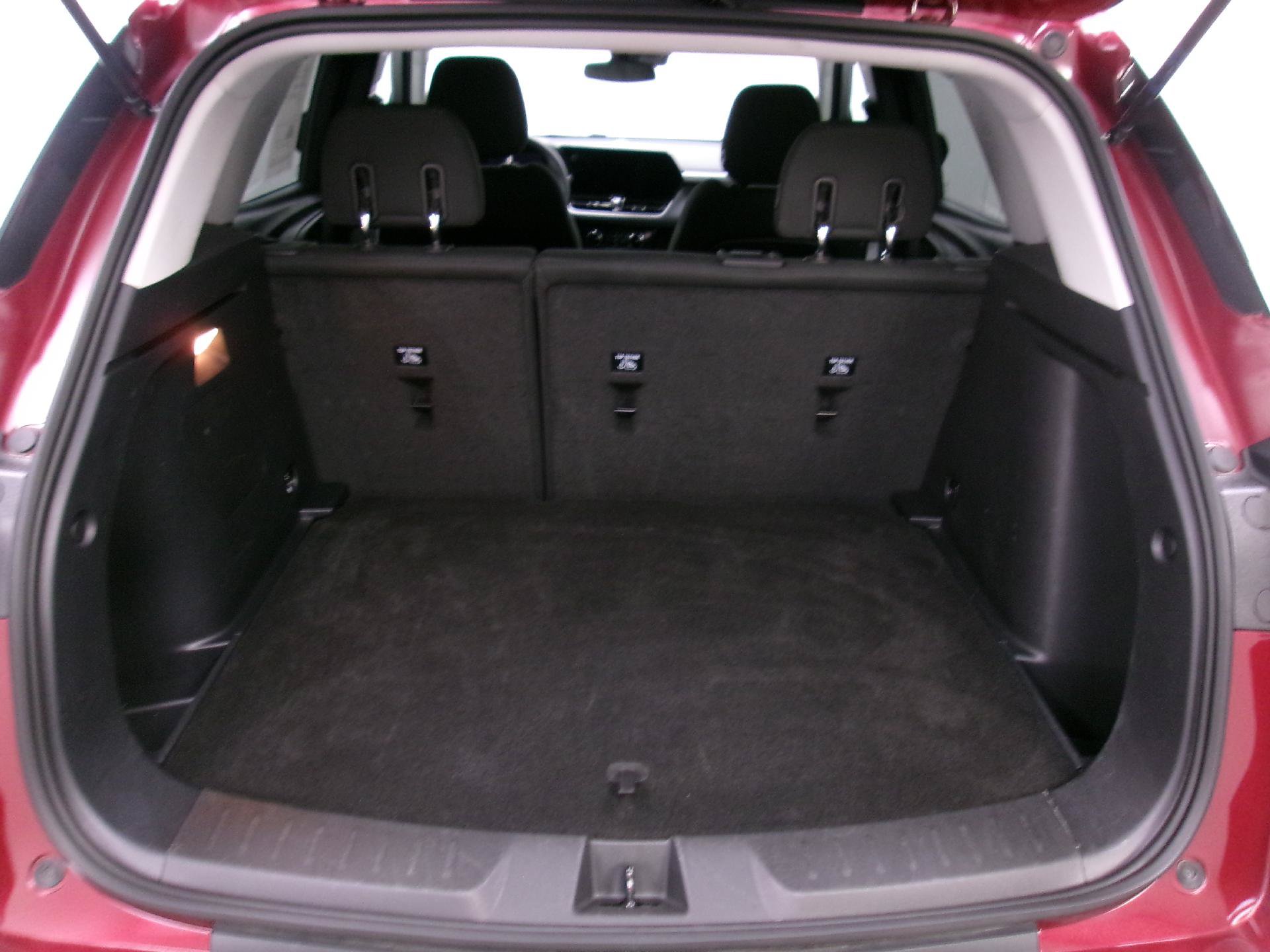 Used 2025 Chevrolet TrailBlazer LT AWD/4WD image 10