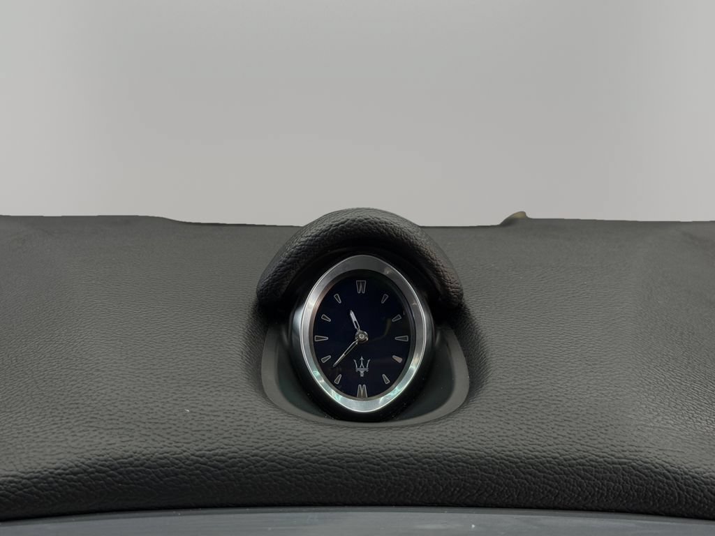 Used 2016 Maserati Ghibli RWD image 24