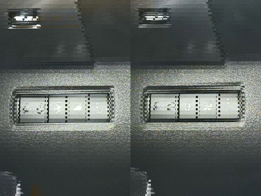 Used 2025 Nissan Pathfinder Platinum image 20