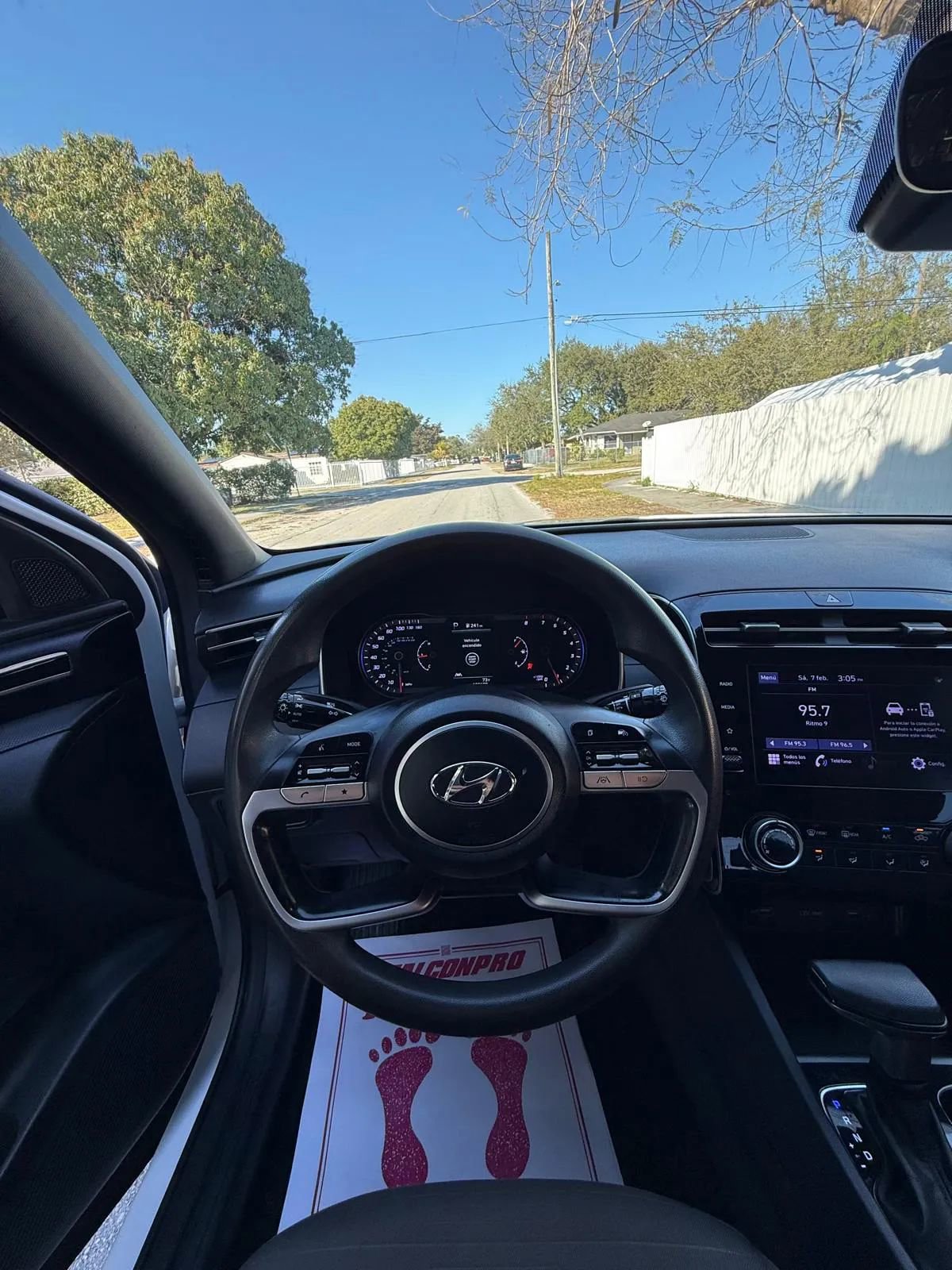 Used 2022 Hyundai Santa Cruz SEL image 8