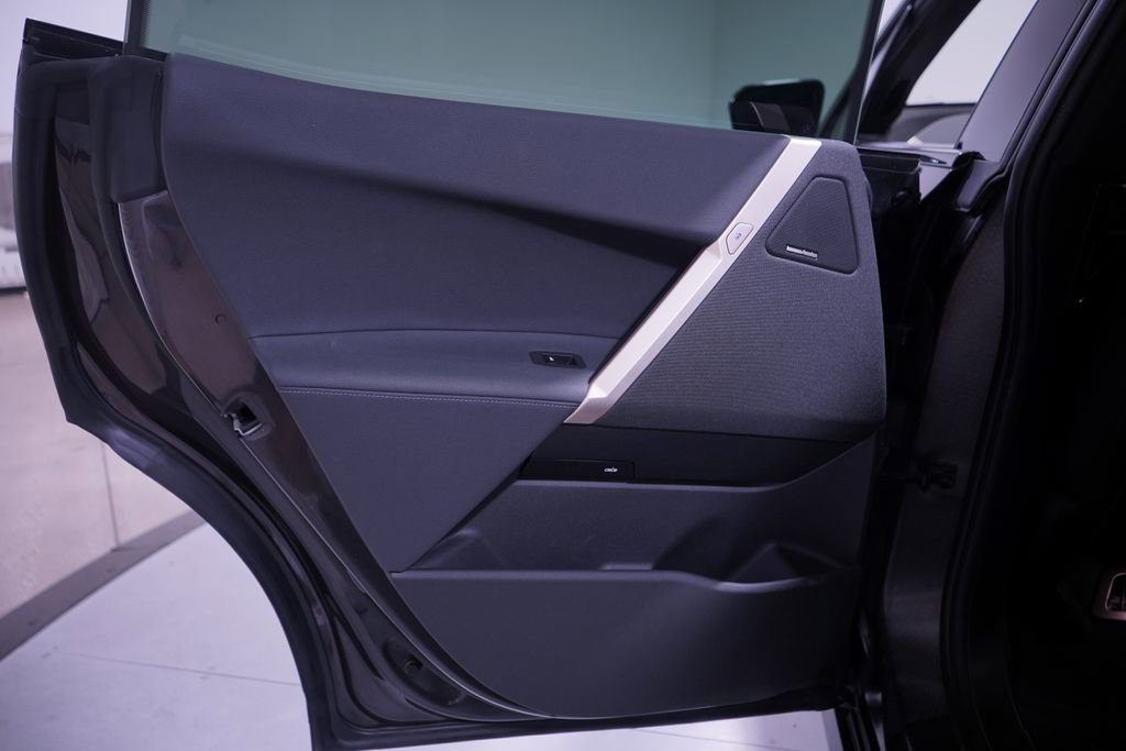 Used 2024 BMW iX xDrive50 image 14