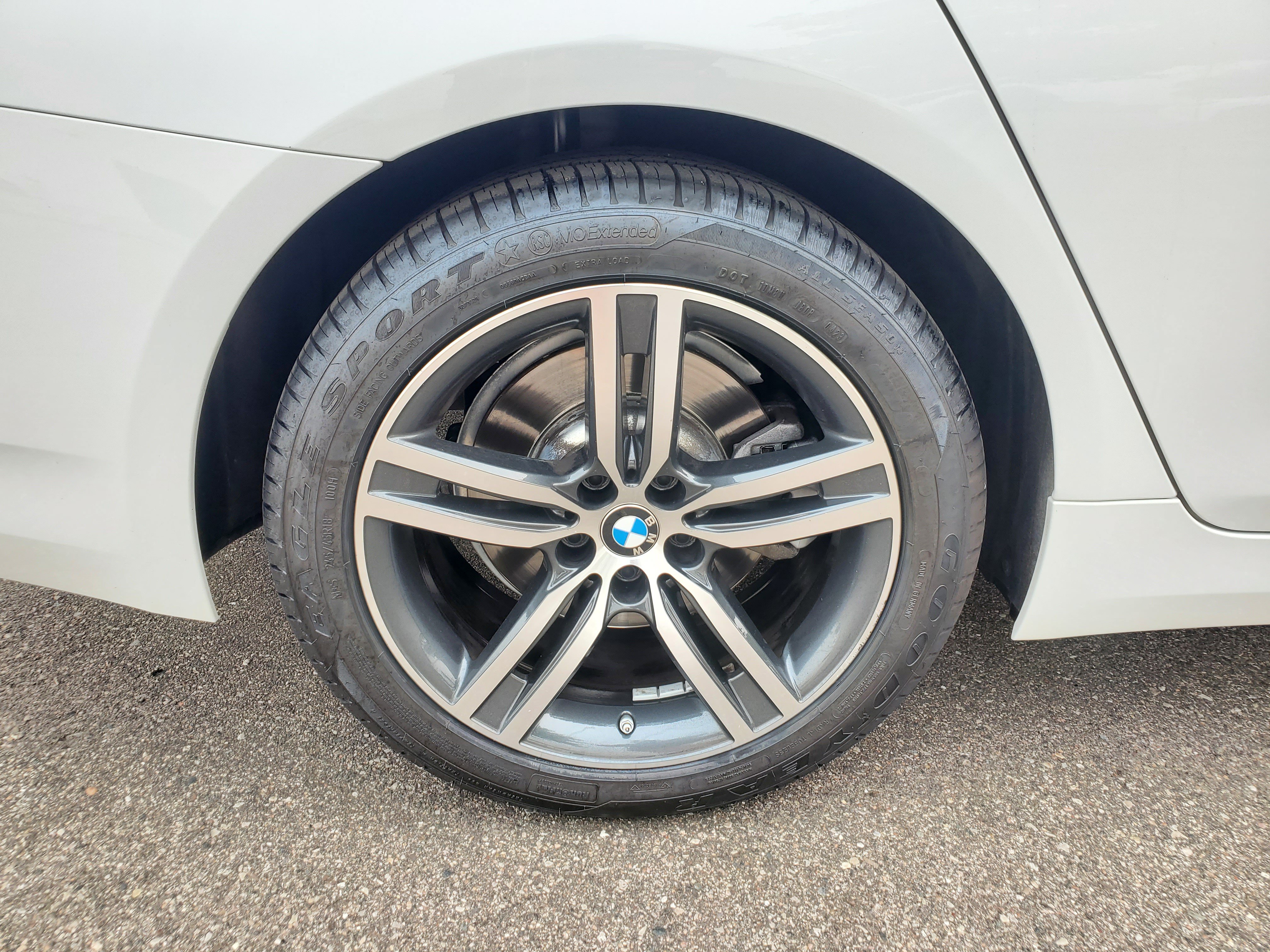 Used 2023 BMW 530i xDrive w/ Premium Package AWD/4WD image 37