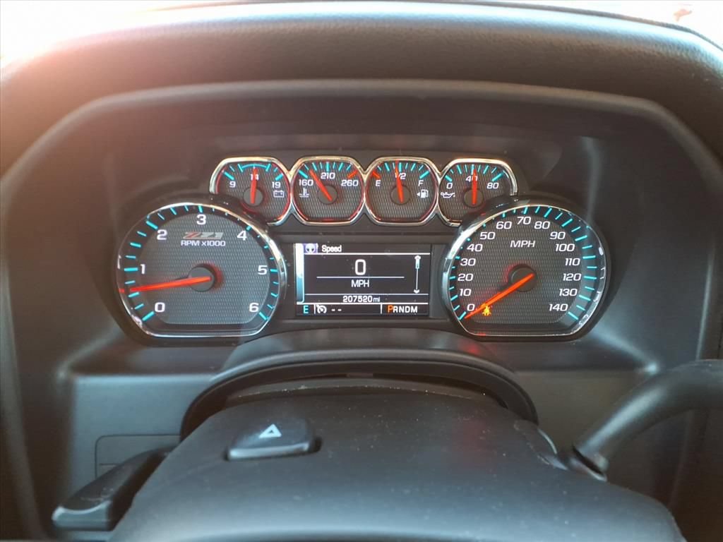 Used 2015 Chevrolet Silverado 1500 LTZ Z71 w/ LTZ Plus Package AWD/4WD image 14