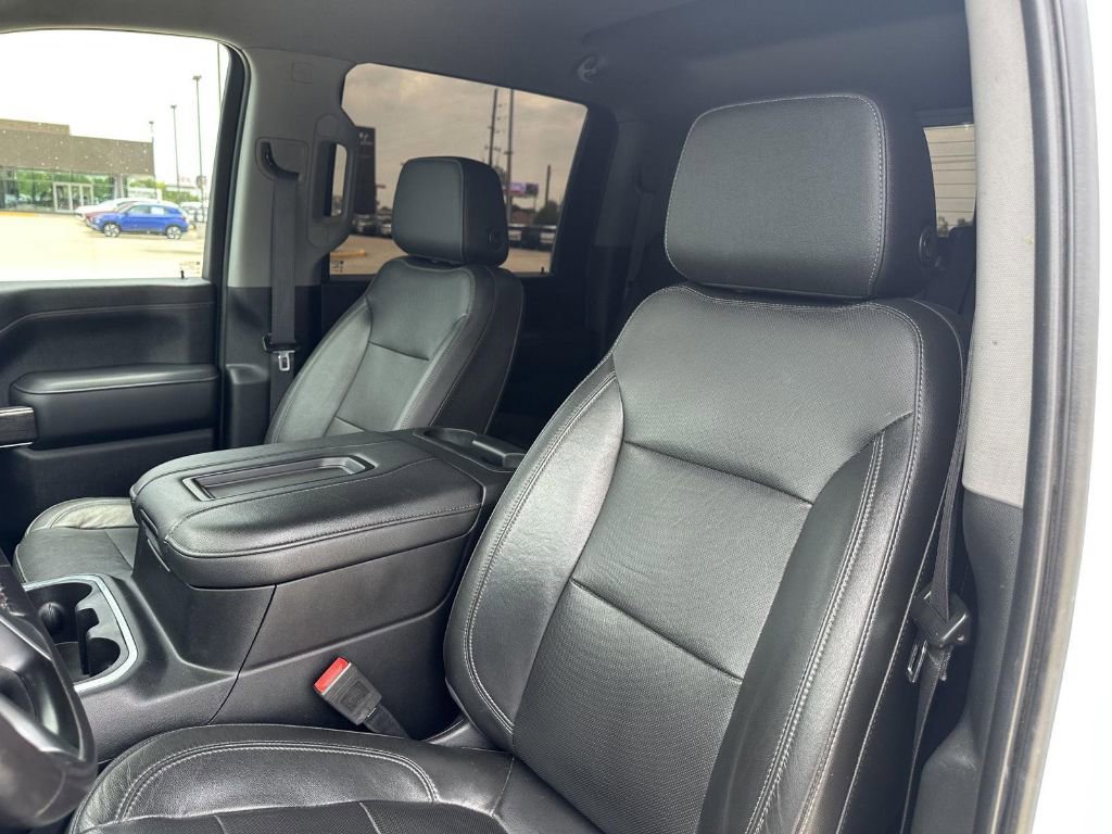 Used 2020 Chevrolet Silverado 2500 LTZ w/ LTZ Convenience Package image 14