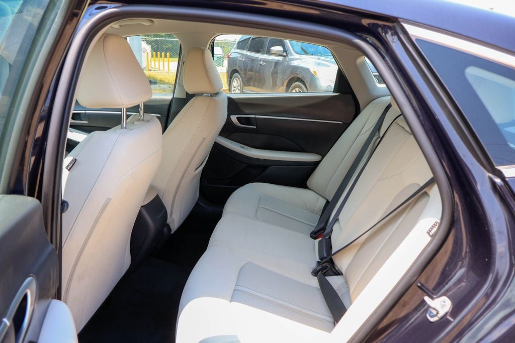 Used 2025 Hyundai Sonata SEL FWD image 9