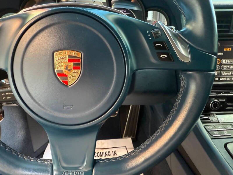 Used 2015 Porsche 911 Turbo S image 23