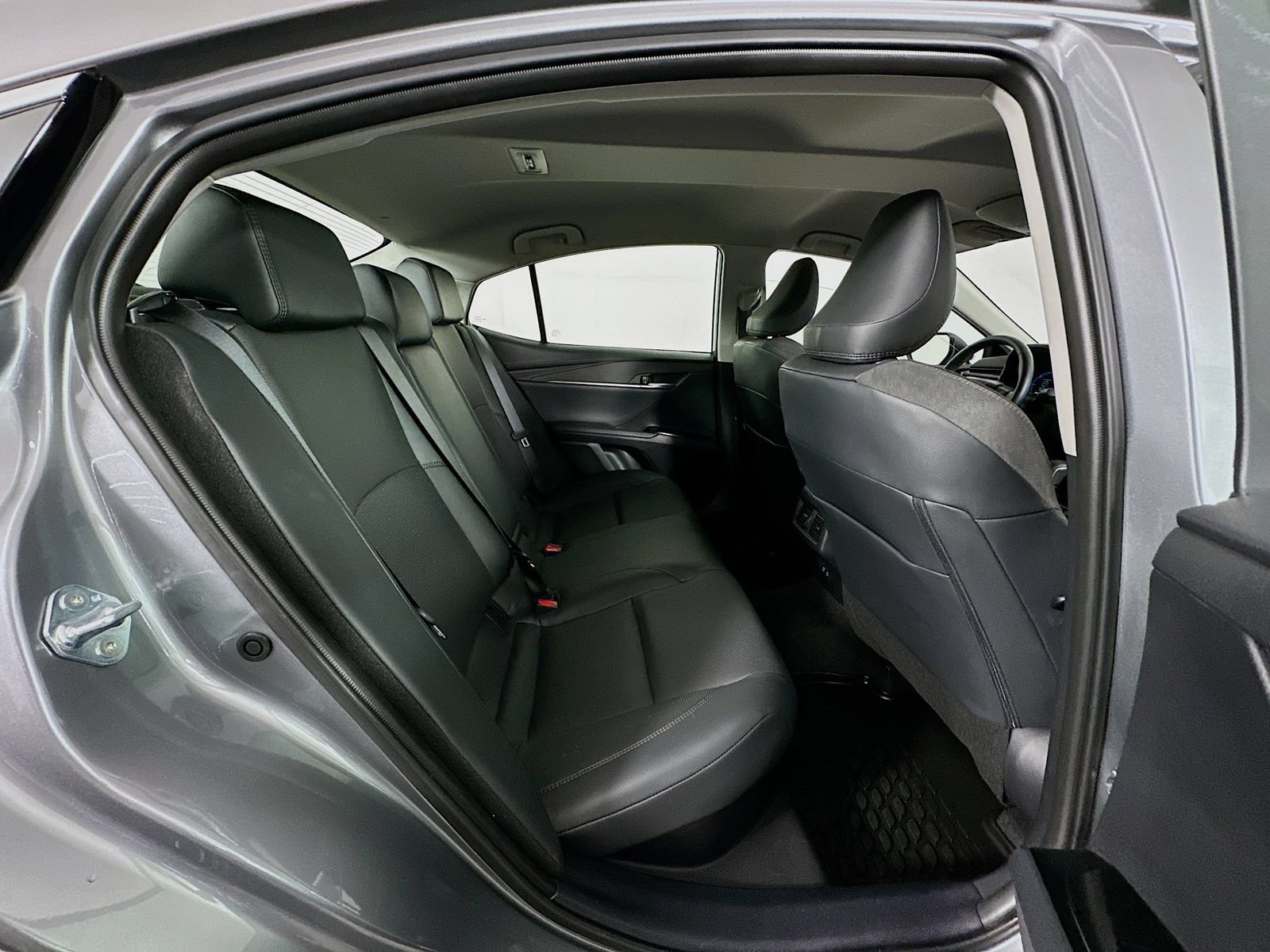 Certified 2025 Toyota Camry XLE AWD/4WD image 27