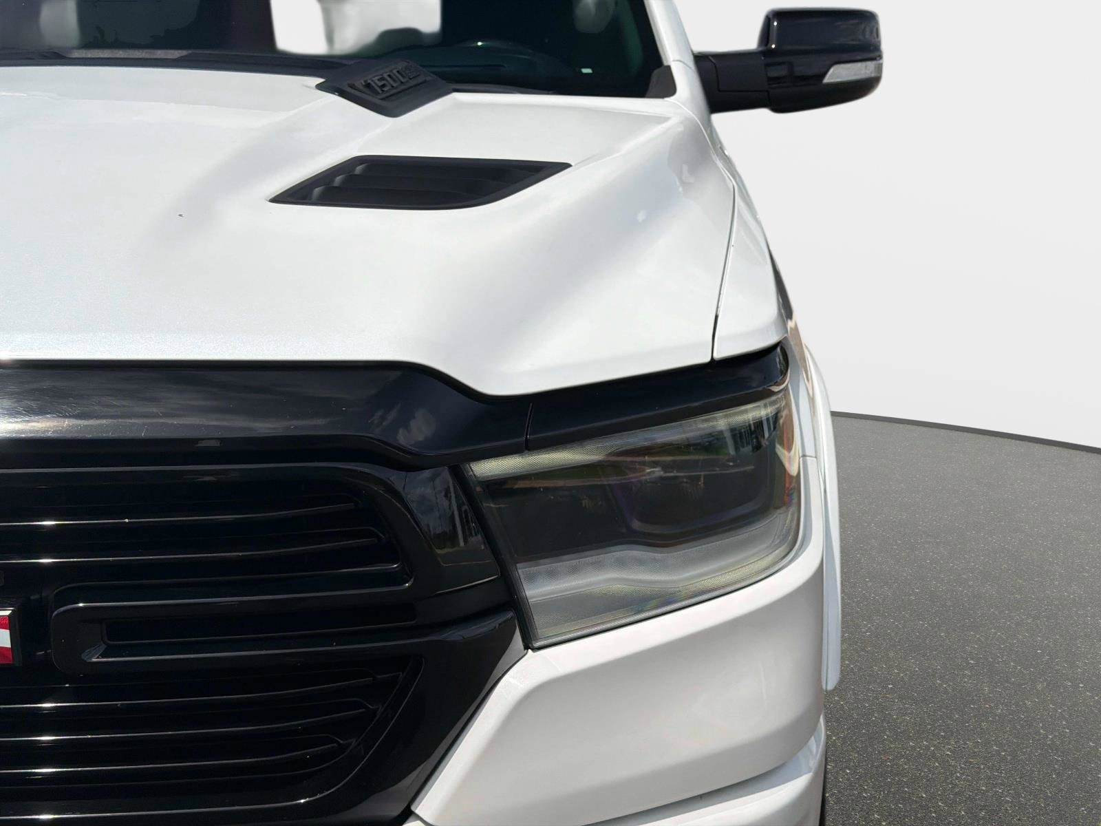 Used 2021 RAM 1500 Laramie AWD/4WD image 9