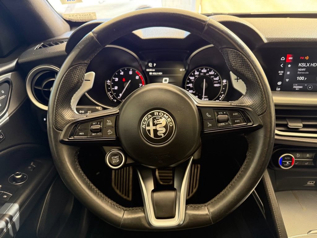 Used 2021 Alfa Romeo Stelvio Ti Sport AWD/4WD image 23