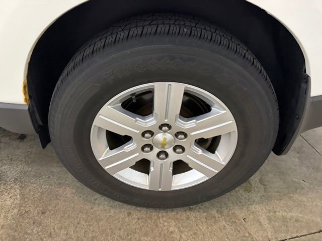 Used 2012 Chevrolet Traverse LT FWD image 9