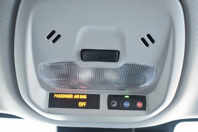 Used 2025 Chevrolet Trax LT w/ LT Convenience Package image 31